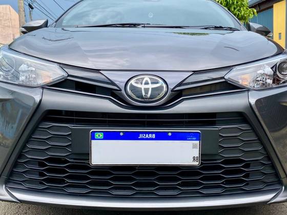 TOYOTA YARIS 1.5 16V FLEX SEDAN XS CONNECT MULTIDRIVE TOYOTA YARIS 1.5 16V FLEX SEDAN XS CONNECT MULTIDRIVE